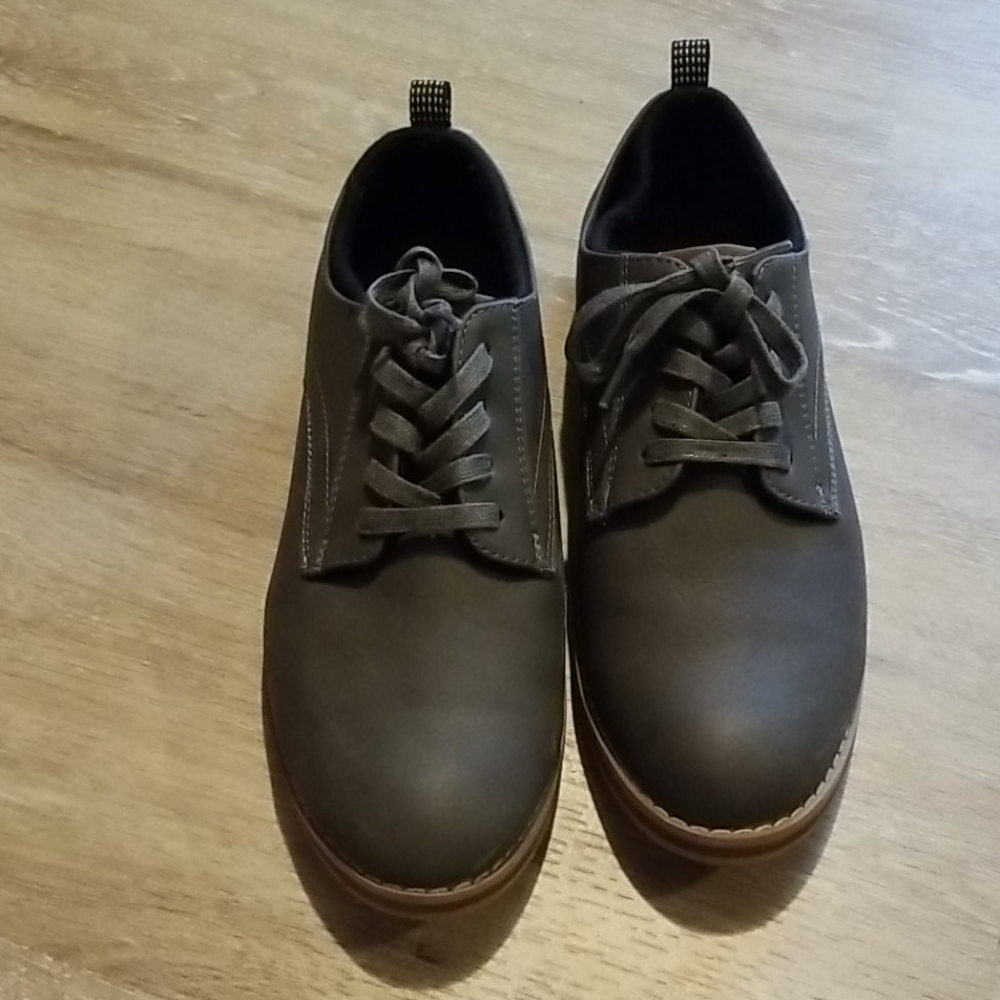 Boys dress shoes
